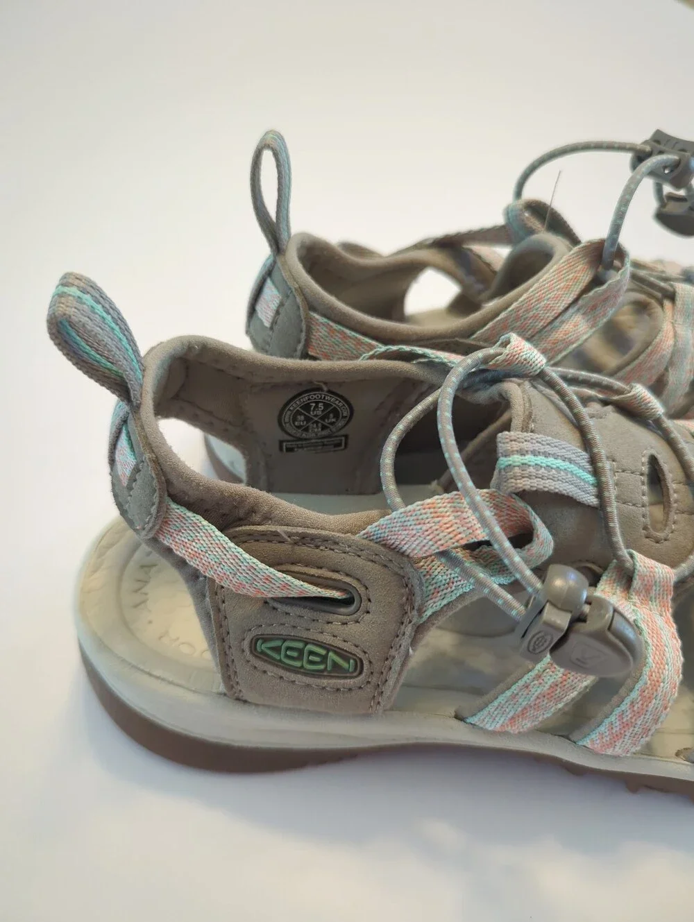 Keen Whisper Lightweight Water Resistant Trail Sandals Size 7.5 Taupe Coral EUC